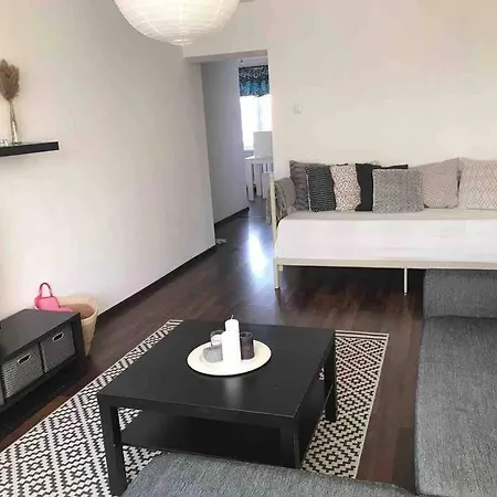 Kaksio Laehellae Rantaa, Free Parking