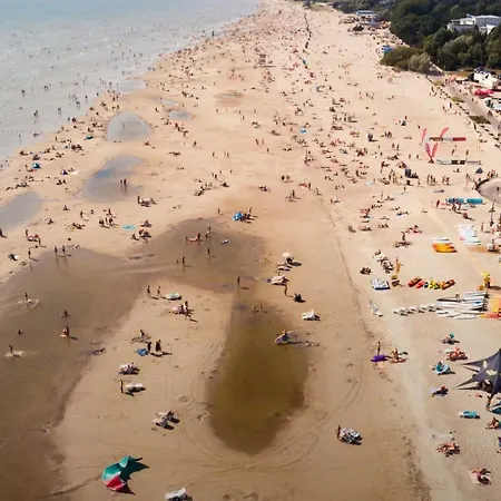 Kaksio Laehellae Rantaa * Parnu